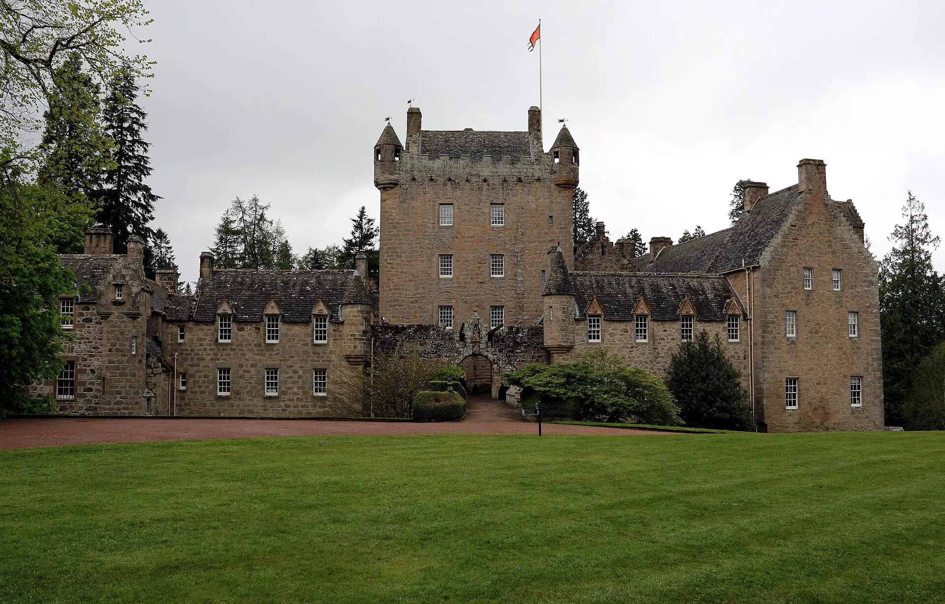 Kamienna wieża Cawdor Castle