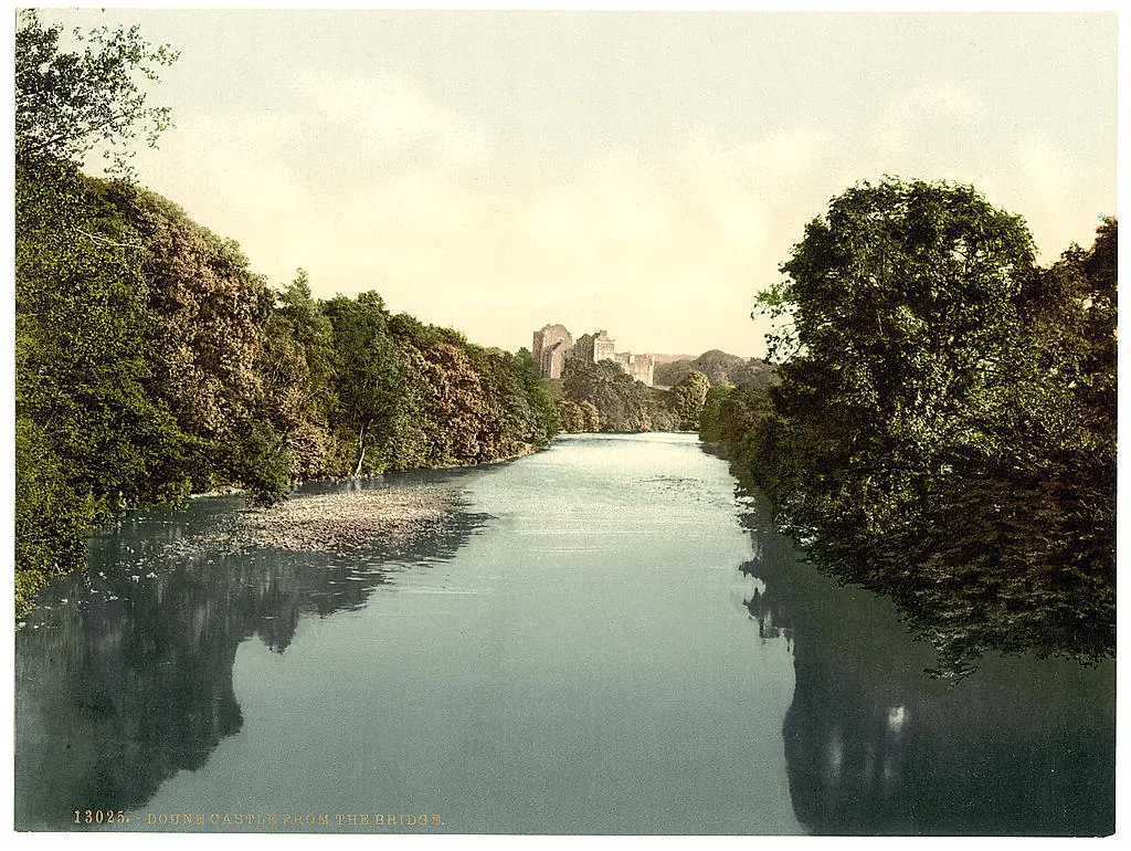 Doune Castle od strony rzeki